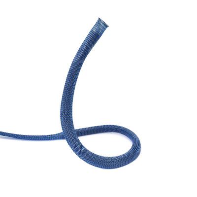 Dicht gewebter, erweiterbarer Geflechtschlauch aus PET